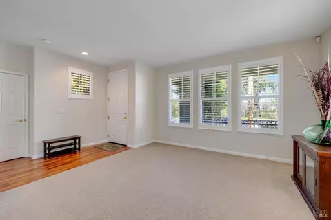 Living - 1100 Mitchell Ln, Windsor, CA 95492 photo 1 of 7