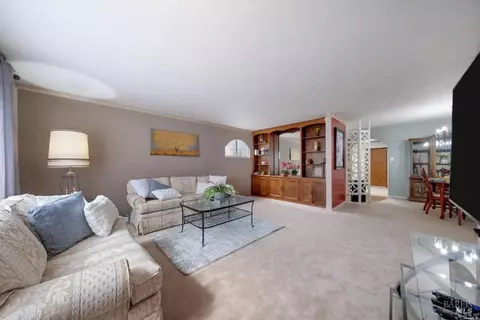 Living - 118 Monte Verde Way, Vallejo, CA 94589 photo 2 of 4