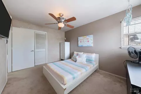 Bedroom - 118 Monte Verde Way, Vallejo, CA 94589 photo 2 of 8