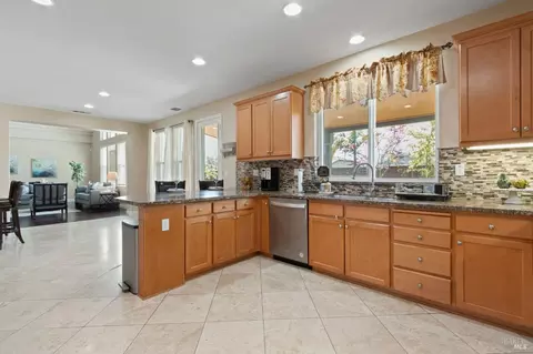 Kitchen - 520 Townsend Dr, Benicia, CA 94510 photo 6 of 12