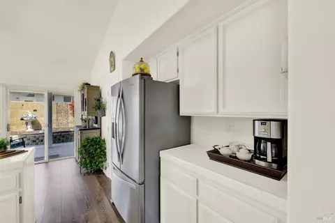 Kitchen - 136 Currant Ln, Vacaville, CA 95687 photo 2 of 9