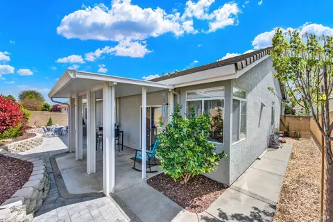 Exterior - 136 Currant Ln, Vacaville, CA 95687 photo 4 of 33