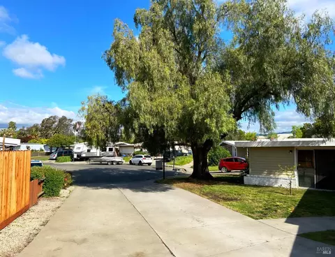 1401 Michigan St, Fairfield, CA 94533 photo 3