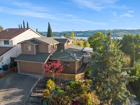 610 Lori Dr, Benicia, CA 94510