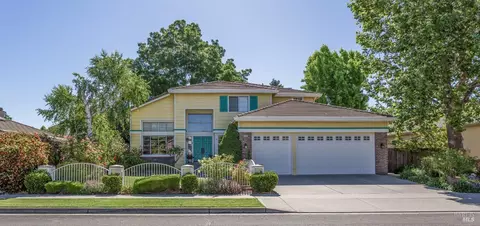 636 Renaissance Ave, Fairfield, CA 94534