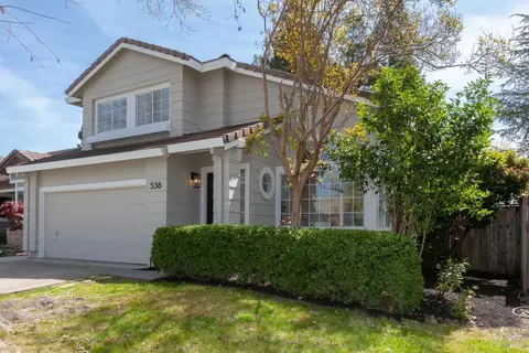 Exterior - 536 Smoketree St, Windsor, CA 95492 photo 2 of 9