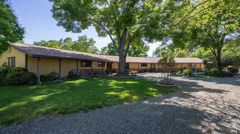 4384 Peaceful Glen Rd, Vacaville, CA 95688