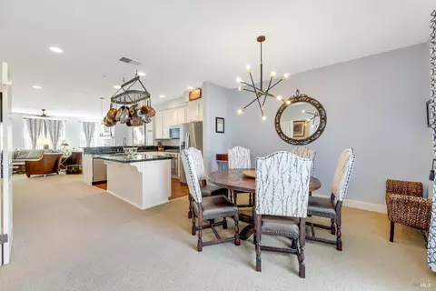 Dining - 125 Johnson St, Windsor, CA 95492 photo 1 of 2