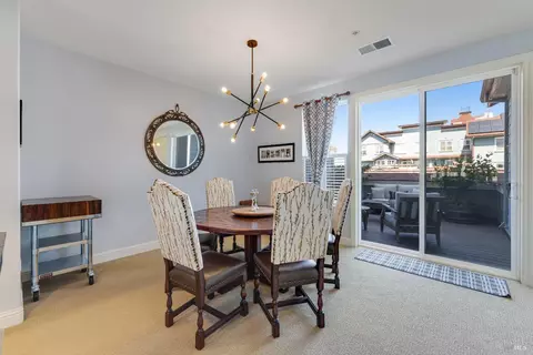 Dining - 125 Johnson St, Windsor, CA 95492 photo 2 of 2
