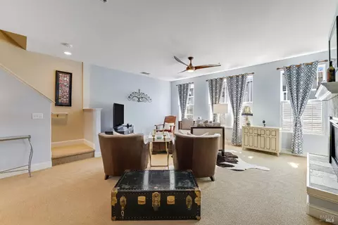 Living - 125 Johnson St, Windsor, CA 95492 photo 2 of 4