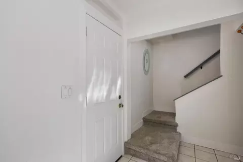 129 West St, Vacaville, CA 95688 photo 5