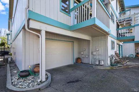 129 West St, Vacaville, CA 95688