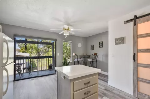 129 West St, Vacaville, CA 95688 photo 9