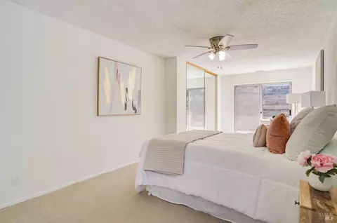 Bedroom - 721 Porter St, Vallejo, CA 94591 photo 2 of 7