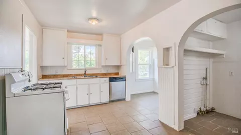 Kitchen - 501 Taylor St, Fairfield, CA 94533 photo 1 of 1