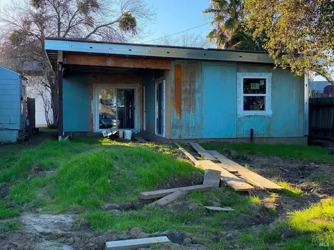 Exterior - 501 Taylor St, Fairfield, CA 94533 photo 6 of 10
