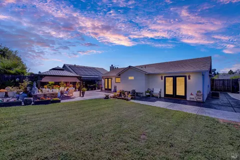 Exterior - 1114 Ruby Dr, Vacaville, CA 95687 photo 24 of 24