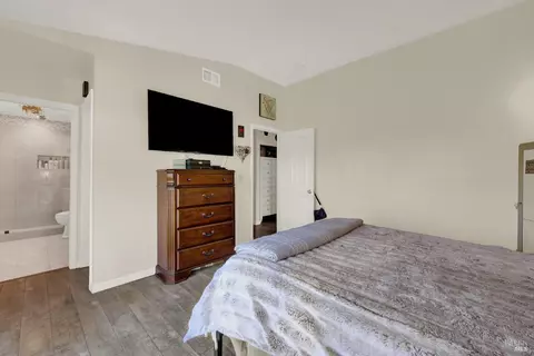 Bedroom - 1114 Ruby Dr, Vacaville, CA 95687 photo 9 of 9