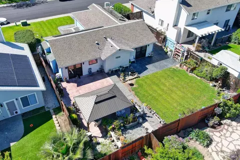Exterior - 1114 Ruby Dr, Vacaville, CA 95687 photo 10 of 24