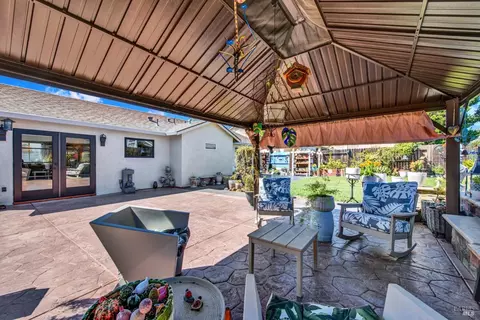 Exterior - 1114 Ruby Dr, Vacaville, CA 95687 photo 15 of 24