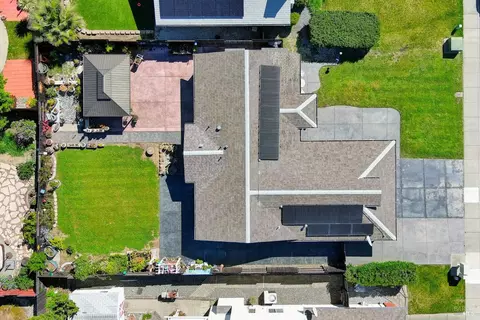 Exterior - 1114 Ruby Dr, Vacaville, CA 95687 photo 7 of 24