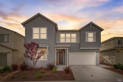 1440 Oak Cir, Rohnert Park, CA 94928