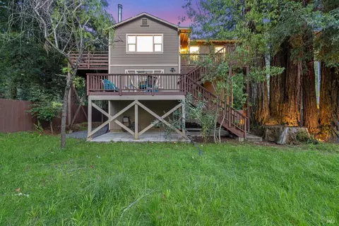 20295 Alder Rd, Monte Rio, CA 95462