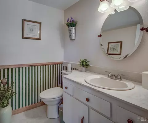 108 Lora Ct, Vallejo, CA 94591 photo 13
