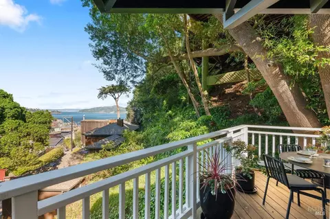 Exterior - 21 Crescent Ave, Sausalito, CA 94965 photo 7 of 12