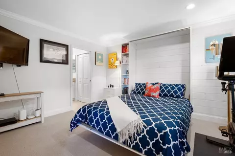 Bedroom - 21 Crescent Ave, Sausalito, CA 94965 photo 2 of 2