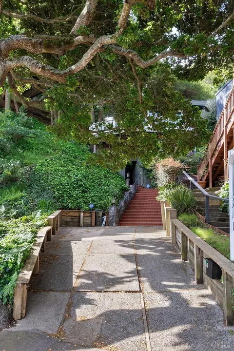 Exterior - 21 Crescent Ave, Sausalito, CA 94965 photo 12 of 12