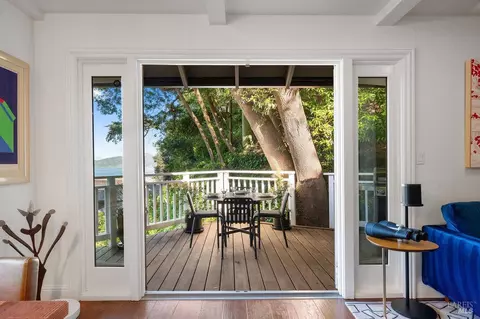 Exterior - 21 Crescent Ave, Sausalito, CA 94965 photo 2 of 12