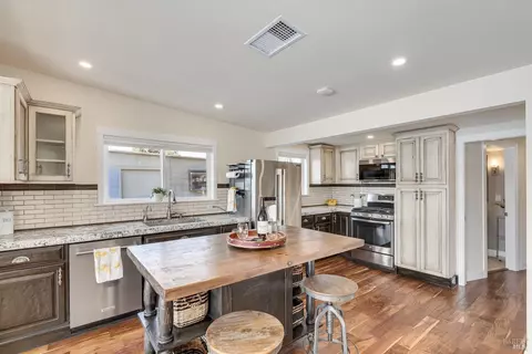 1788 Milton Rd, Napa, CA 94559 photo 3