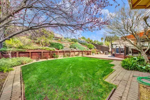 Exterior - 2156 Fieldcrest Ave, Fairfield, CA 94534 photo 8 of 18