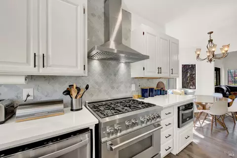Kitchen - 2156 Fieldcrest Ave, Fairfield, CA 94534 photo 10 of 11