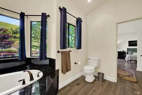 Bath - 2156 Fieldcrest Ave, Fairfield, CA 94534 photo 4 of 7