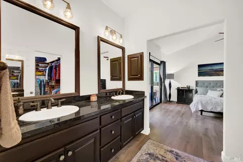 Bath - 2156 Fieldcrest Ave, Fairfield, CA 94534 photo 5 of 7