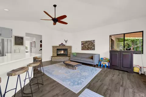 Living - 2156 Fieldcrest Ave, Fairfield, CA 94534 photo 5 of 7