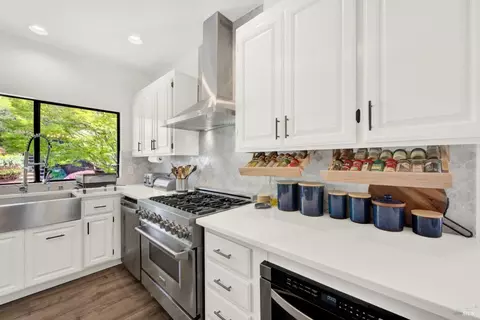 Kitchen - 2156 Fieldcrest Ave, Fairfield, CA 94534 photo 11 of 11