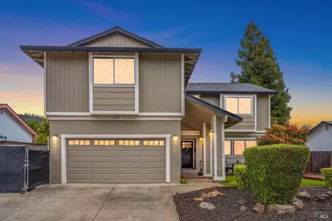 1078 Estes Dr, Santa Rosa, CA 95409