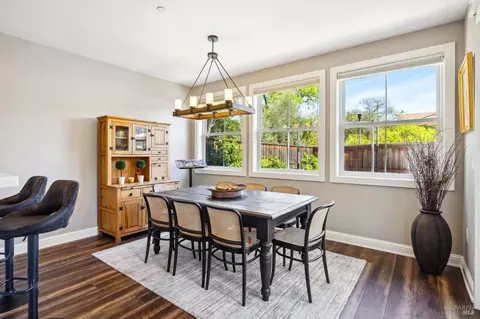Dining - 101 Grayson Way, Healdsburg, CA 95448 photo 2 of 2
