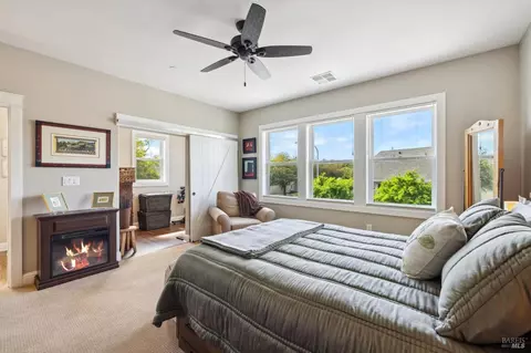 Bedroom - 101 Grayson Way, Healdsburg, CA 95448 photo 2 of 5