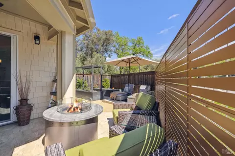 Exterior - 101 Grayson Way, Healdsburg, CA 95448 photo 8 of 10
