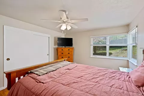 Bedroom - 3217 Vichy Ave, Napa, CA 94558 photo 3 of 7