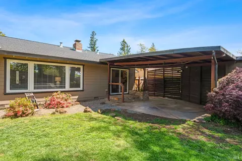 Exterior - 3217 Vichy Ave, Napa, CA 94558 photo 8 of 17
