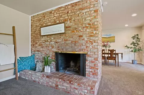 Living - 3217 Vichy Ave, Napa, CA 94558 photo 2 of 3