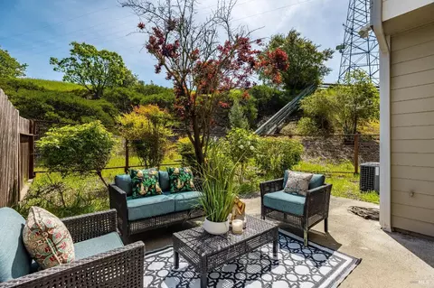 Exterior - 94 Del Sur St, Vallejo, CA 94591 photo 3 of 9