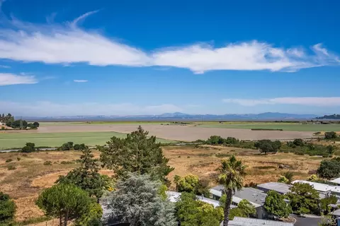 19 Marin Valley Dr, Novato, CA 94949