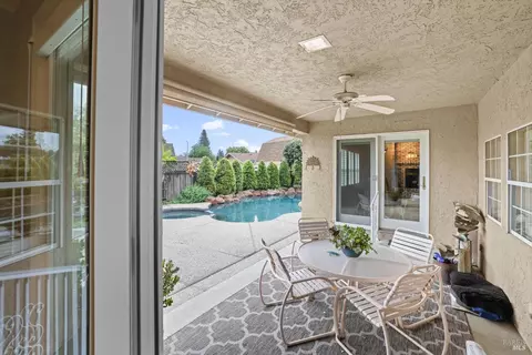 Exterior - 920 Monique Way, Dixon, CA 95620 photo 7 of 34