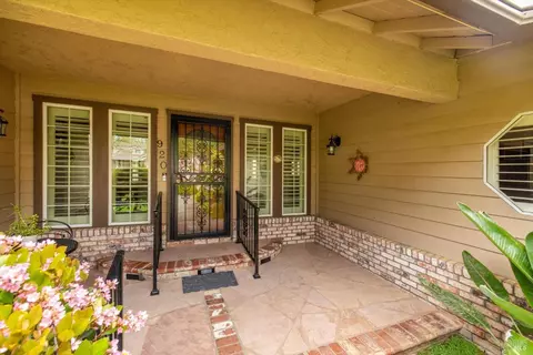 Exterior - 920 Monique Way, Dixon, CA 95620 photo 3 of 34